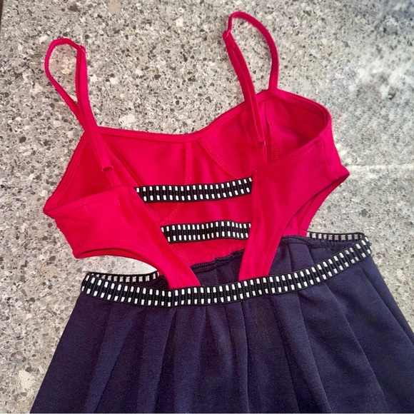 Urban Outfitters - Silence & Noise RED-NAVY Cut Out & Asymmetrical Dress l S🖤 - Picture 8 of 10